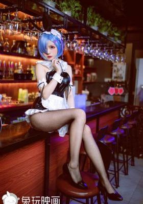 伦理漂亮女老板_超清在线观看